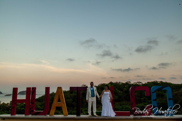 boda en playa, beach wedding, Oaxaca, México, Bodas Huatulco, Wedding Planner