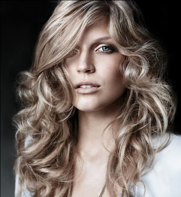 Women Long Curly Wavy Hairstyles