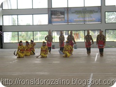 5.TARI SAPUTANGAN-Pagelaran Karya Seni Tari III (PAKASERI III) Kelas XI IPA SMAN Pintar  2011 Berjalan Sukses dan Luar Biasa ok