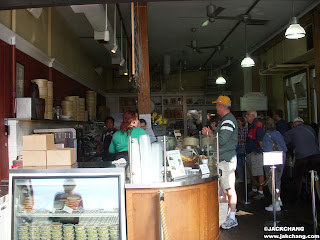 西雅圖Pike Place Market派克市場：好吃、好玩、又好拍，絕對讓你流連忘返！