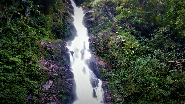 Rimbi Waterfall, Pelling