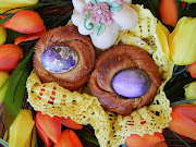 Easter Egg Basket Buns and Andrea's Almond Cookies (dscn )