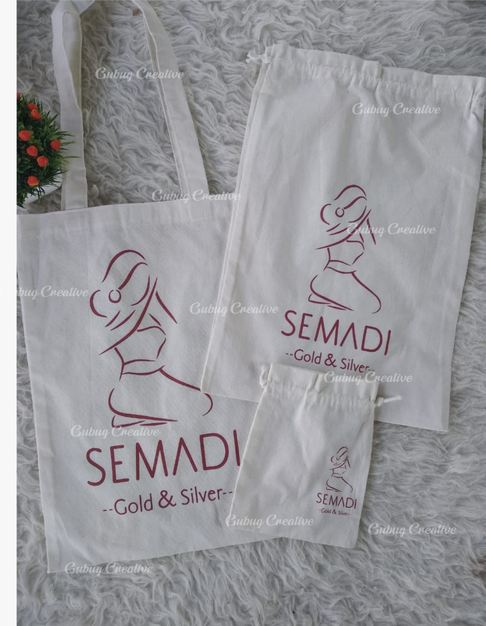 totebag blacu  di pesisir barat