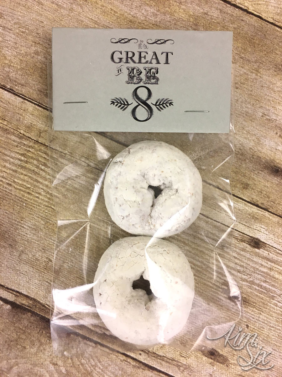 It is great to be eight, free printable treat toppers. Make figure 8's out of mini donuts!  A great favor or school treat idea for 8 year old birthdays! 