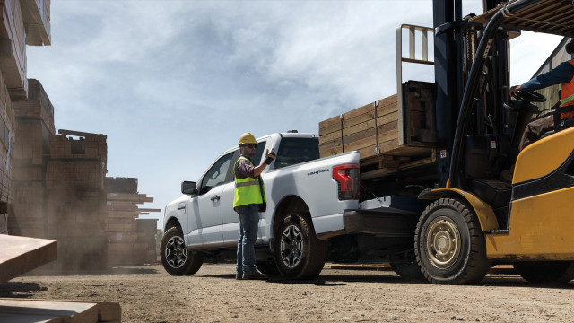 2022 Ford F-150 Lightning Review