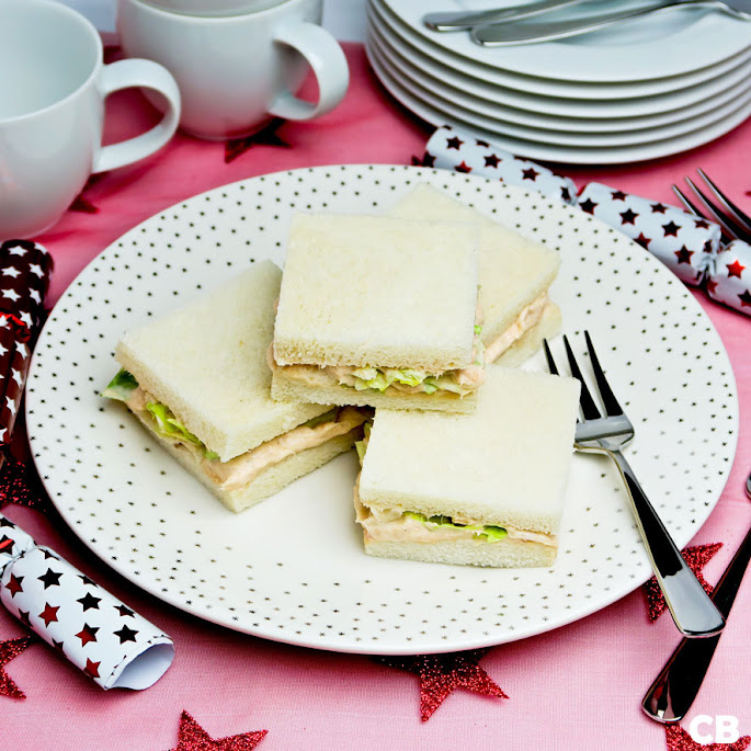 Recept: zo maak je zelf de allerlekkerste zalmsandwiches voor je high tea!