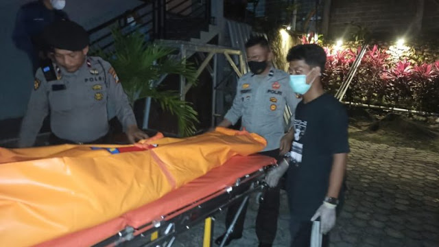 Polisi Evakuasi Mayat Pria di Penginapan Kota Luwuk