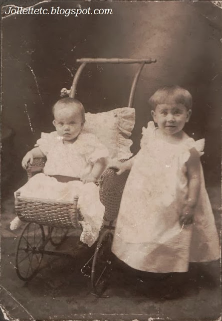 Lucille Rucker Davis and Rosalind Rucker Basham 1905