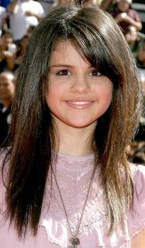 selena gomez hairstyle