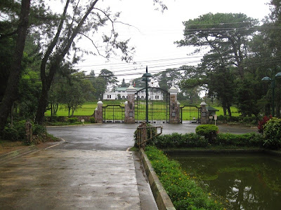 大統領府前の公園