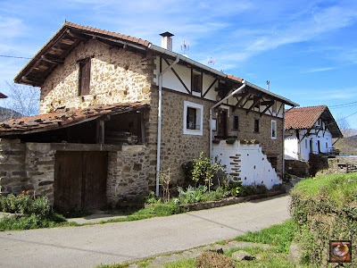 Barrio Ipiñaburu en Zeanuri (Bizkaia)