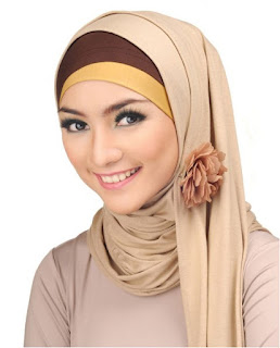 Model Jilbab Kebaya Artis