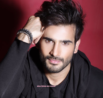 Karan Tacker (Viren)