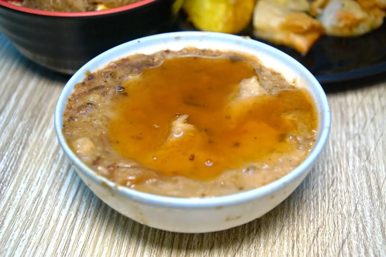 [台南][中西區] 黃家碗粿｜不是打卡名店，卻是台南人從小吃到大的日常｜食記