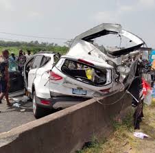  3 die, 4 injured in Lagos-Ibadan expressway auto crash