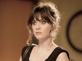 New Girl is all about Zooey Deschanel. That's definitely not a bad thing, as the adorable actress made us laugh on the series premiere.