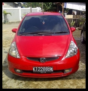 IKLAN BISNIS SAMARINDA Dijual Honda Jazz 2004 Warna Merah IKLAN BISNIS SAMARINDA Dijual Honda Jazz 2004 Warna Merah