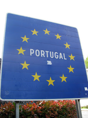 placa de sinalização de Portugal na fronteira coma Espanha