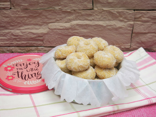 BOLLITOS DE ANÍS AL HORNO