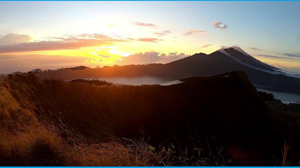 Menikmati Keindahan Matahari Terbit dengan Sunrise Trekking Batur bersama BaliVentur