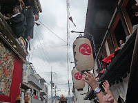 天孫神社でお祓い受けた粽が飛んだ！