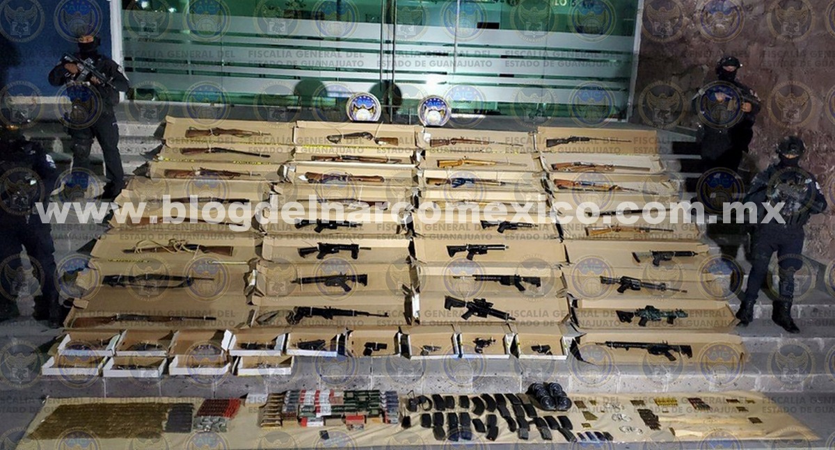 Aseguran autoridades mega arsenal  con más de 50 armas de fuego en San Felipe, Guanajuato