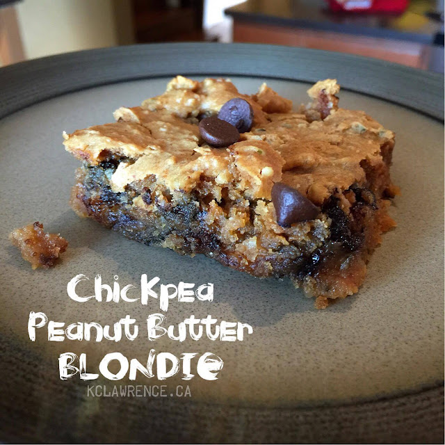 Chickpea peanut butter blondies