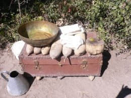 Wash your hands before lunching with the elephants! Botswanan wash basin