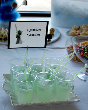 More Star War party ideas.