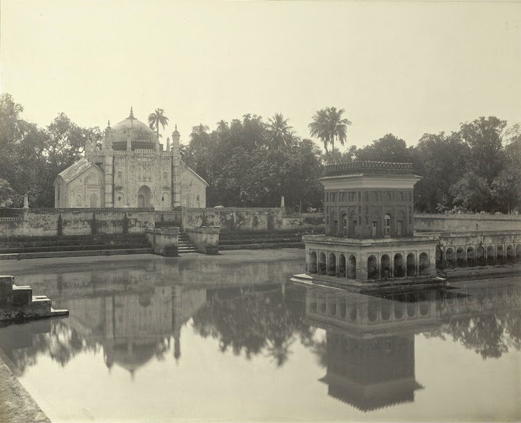 The mausoleum of Khoja Anwara (from across the tank) - Burdwan (Bardhaman), Bengal, 1904