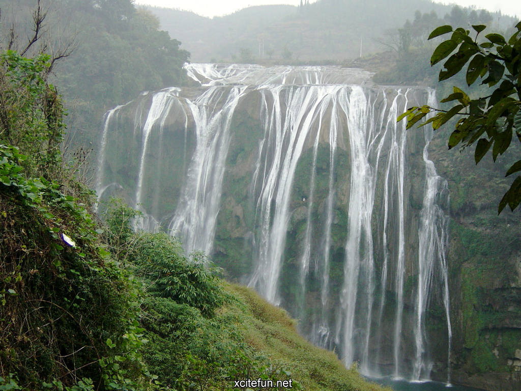 Download this Kaieteur Falls Guyana picture