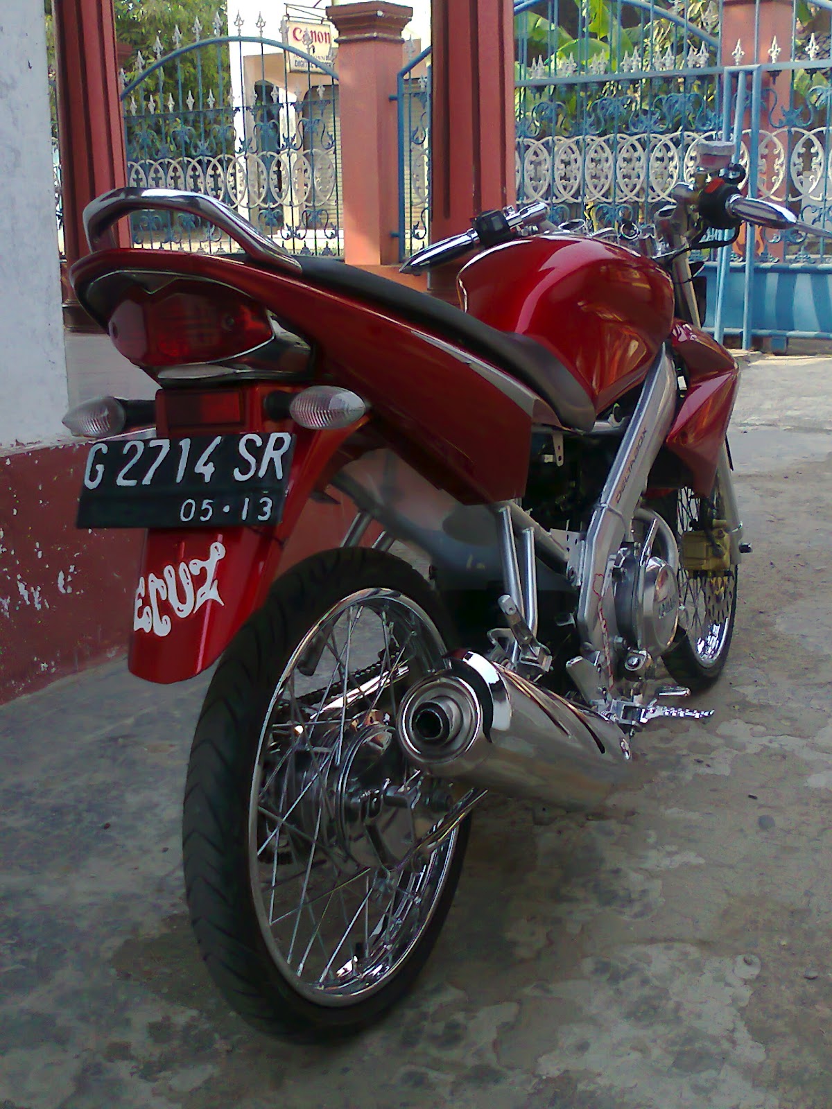 Modifikasi Vixion Funky