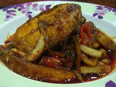 RESEPI IKAN TENGGIRI MASAK KICAP, HIDANGAN MUDAH UNTUK 