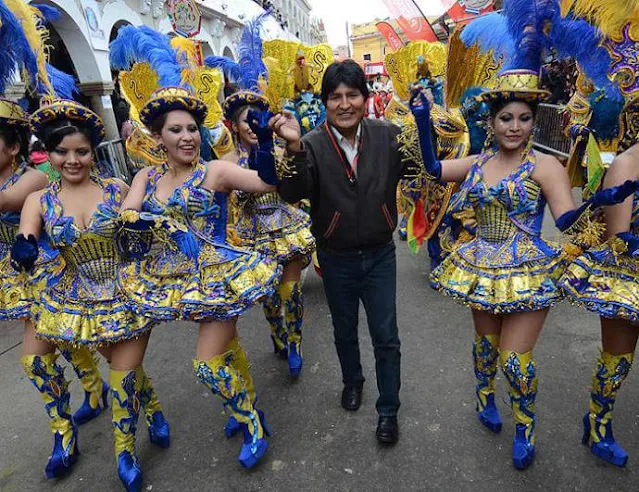 Evo Morales morenada