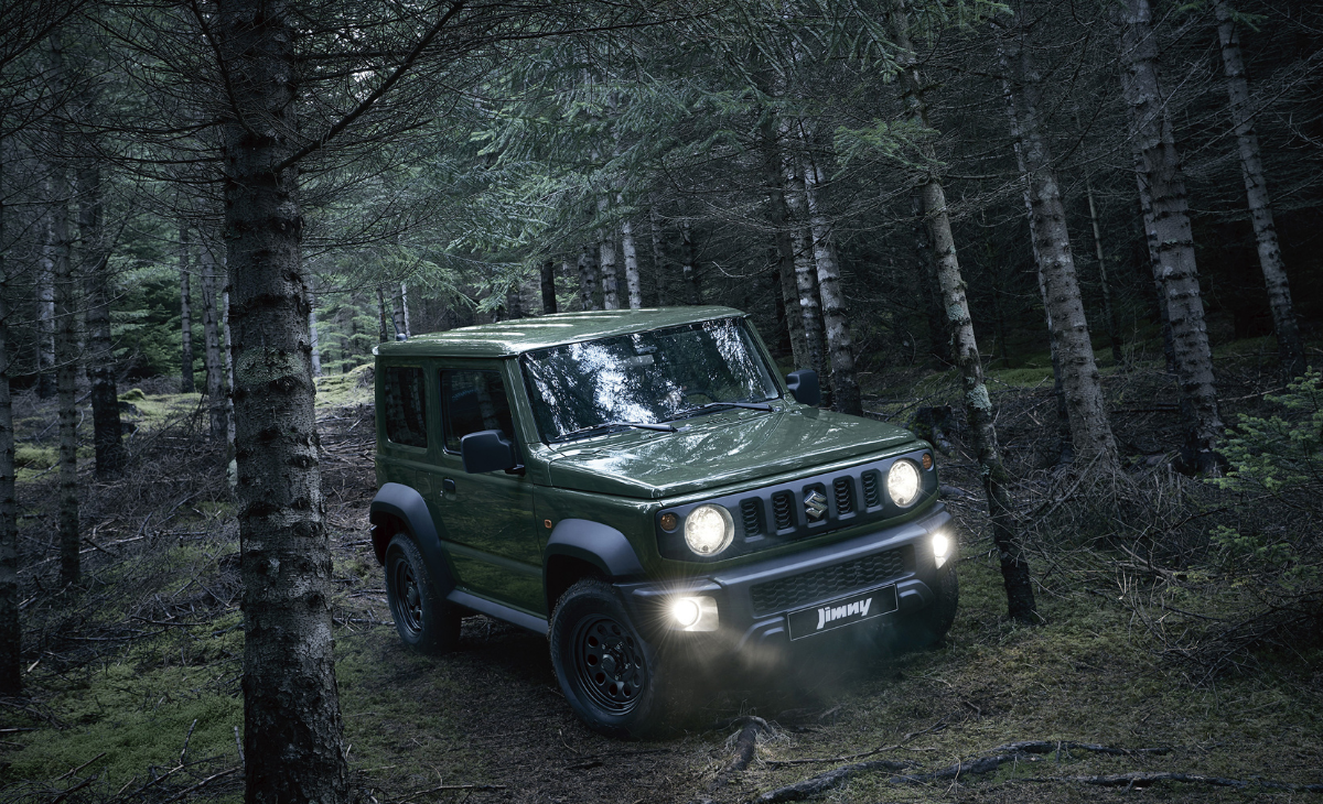 Jimny receives 30K orders and equal bookings for manual and automatic trims.