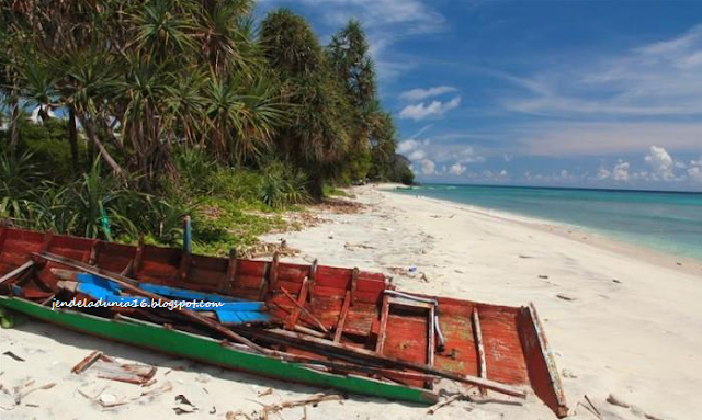 [http://FindWisata.blogspot.com] Pantai Tapak Gajah, Pesona Wisata Dari Sabang