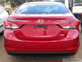 Hyundai Elantra 2016 - vermelho