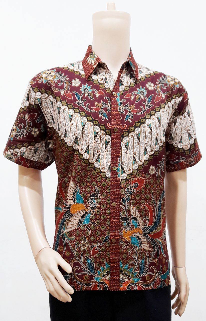 Model Baju  Batik Pria Lengan  Pendek Motif Parang Batik 