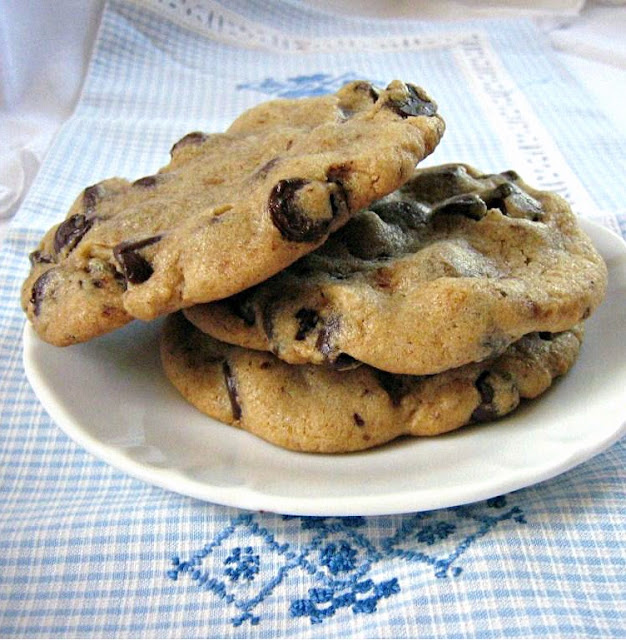 Neiman Marcus chocolate chip cookies :: une gamine dans la cuisine