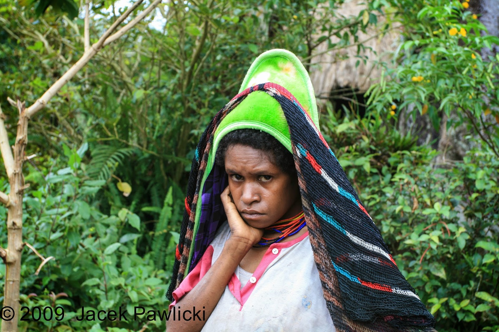 JACEK PAWLICKI PICTURES West Papua  Indonesia  Dani Girl  