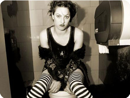 amanda palmer belly. Lady called amanda palmer