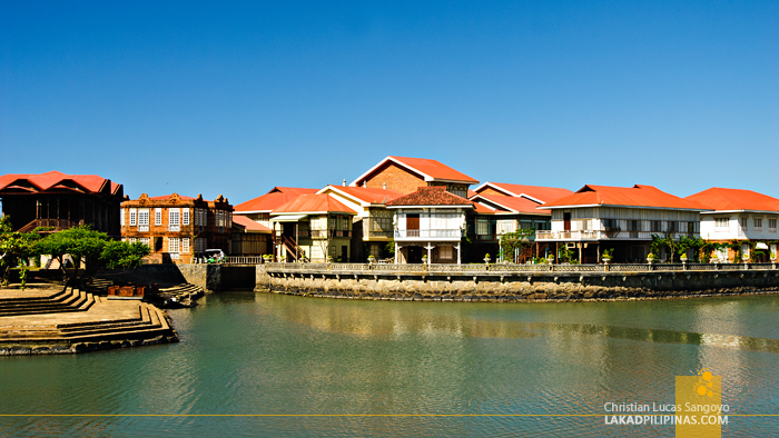 Las Casas Filipinas de Acuzar Houses Across River