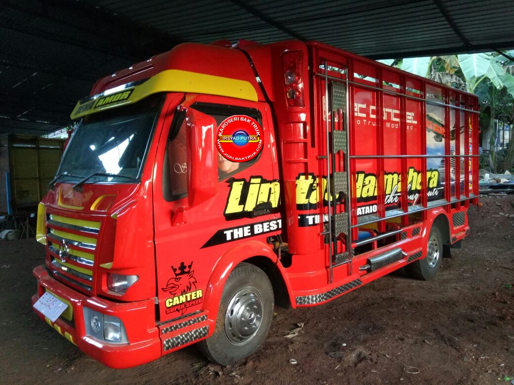  Bak  Truk  Kayu Merbau Dinding Berlapis Plat Besi Full 