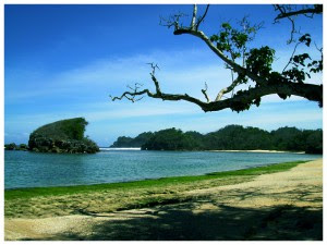 Pantai Kondang Merak, Malang Yang Penuh Pesona