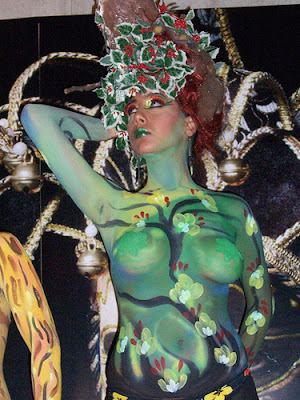 Women Body Painting Green (3)