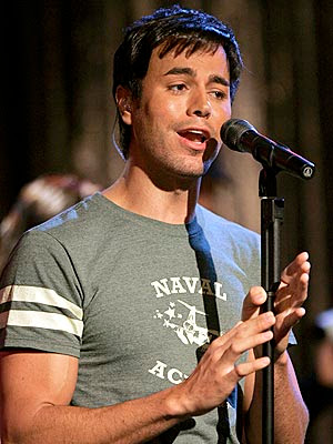 enrique iglesias hair