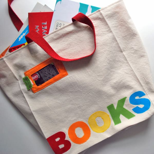 Library Book Tote Tutorial and Pattern