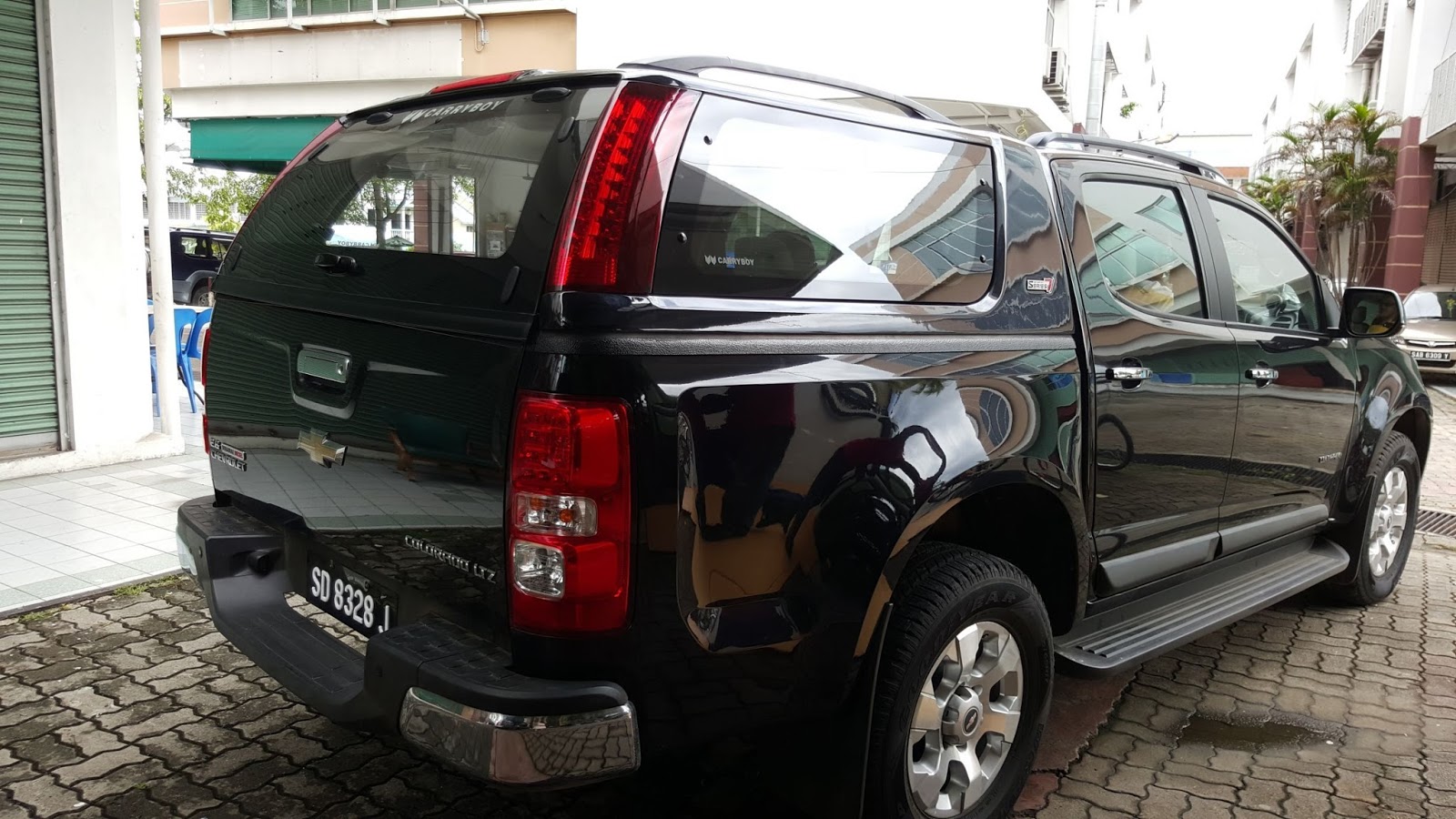 JRJ 4x4 ACCESSORIES SDN.BHD.: CHEVROLET COLORADO CANOPY