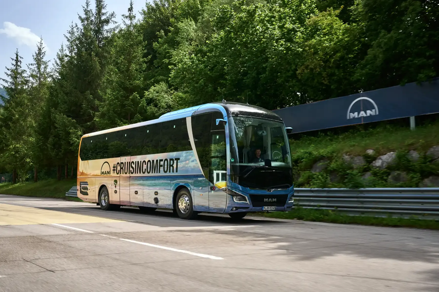 MAN Lion's Coach