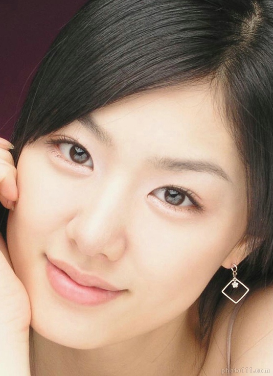 Actress  Seo Ji Hye Profile and photos gallery